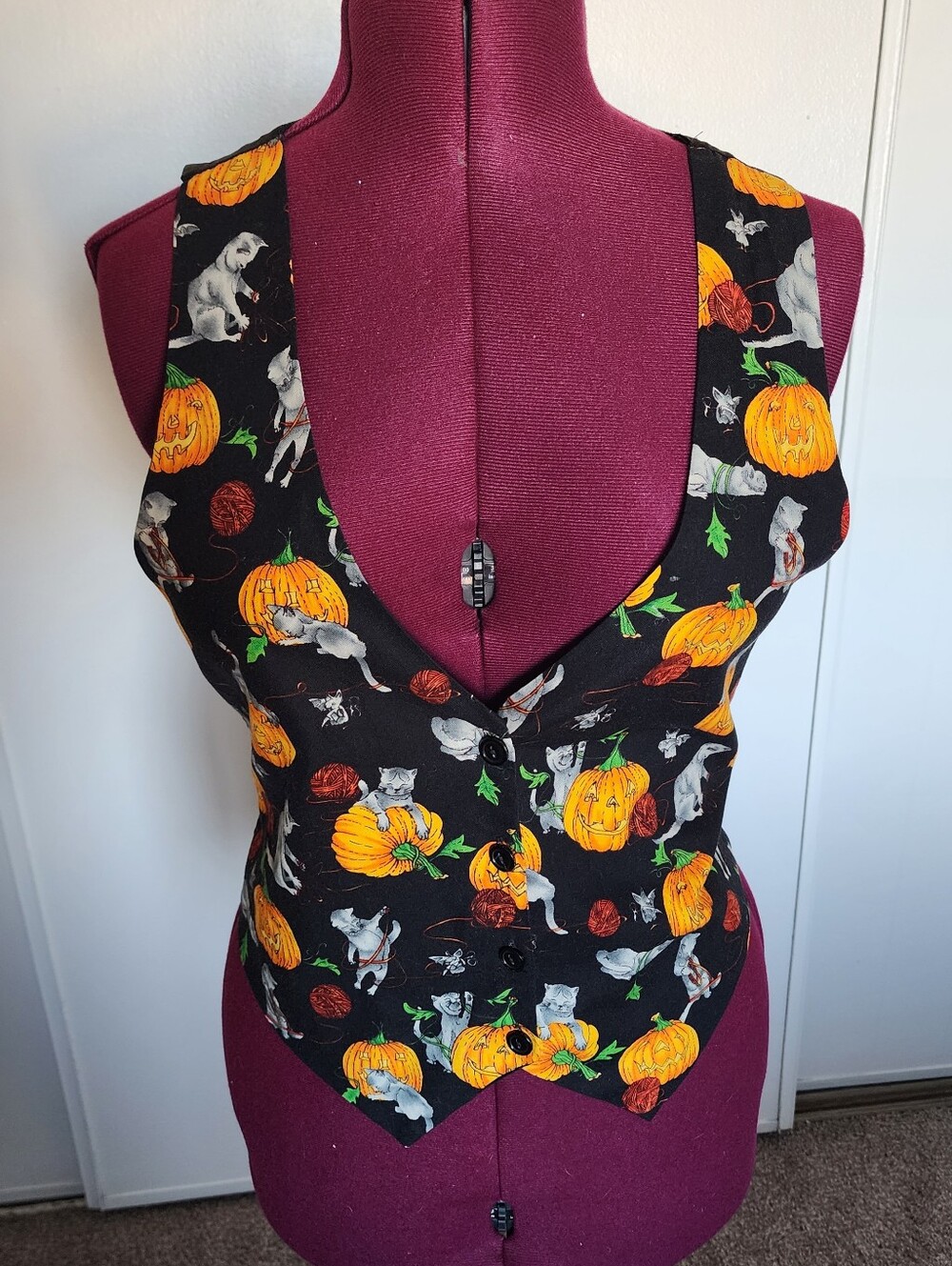 111 Main Women's Vintage Vest Halloween Cats Pumpkins Fall Autumn Size Large